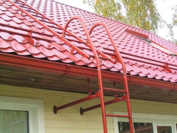 Кровля из металлочерепицы
